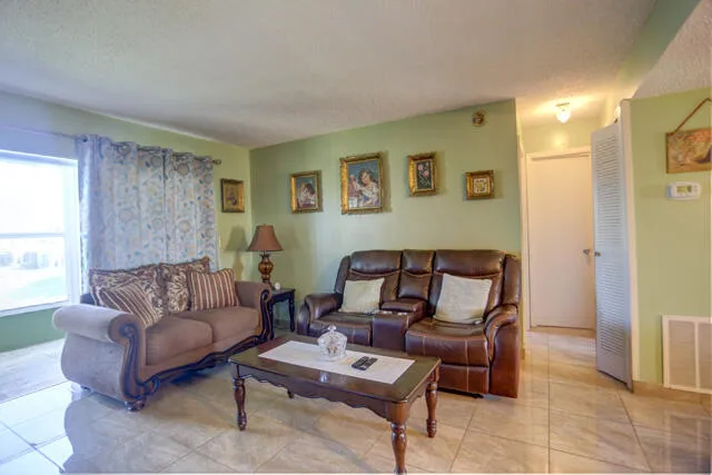 Living room 235 Golden River Dr WPB,FL 3