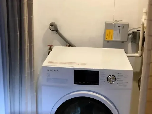 2800 Fiore Way Apt 108 - Washer