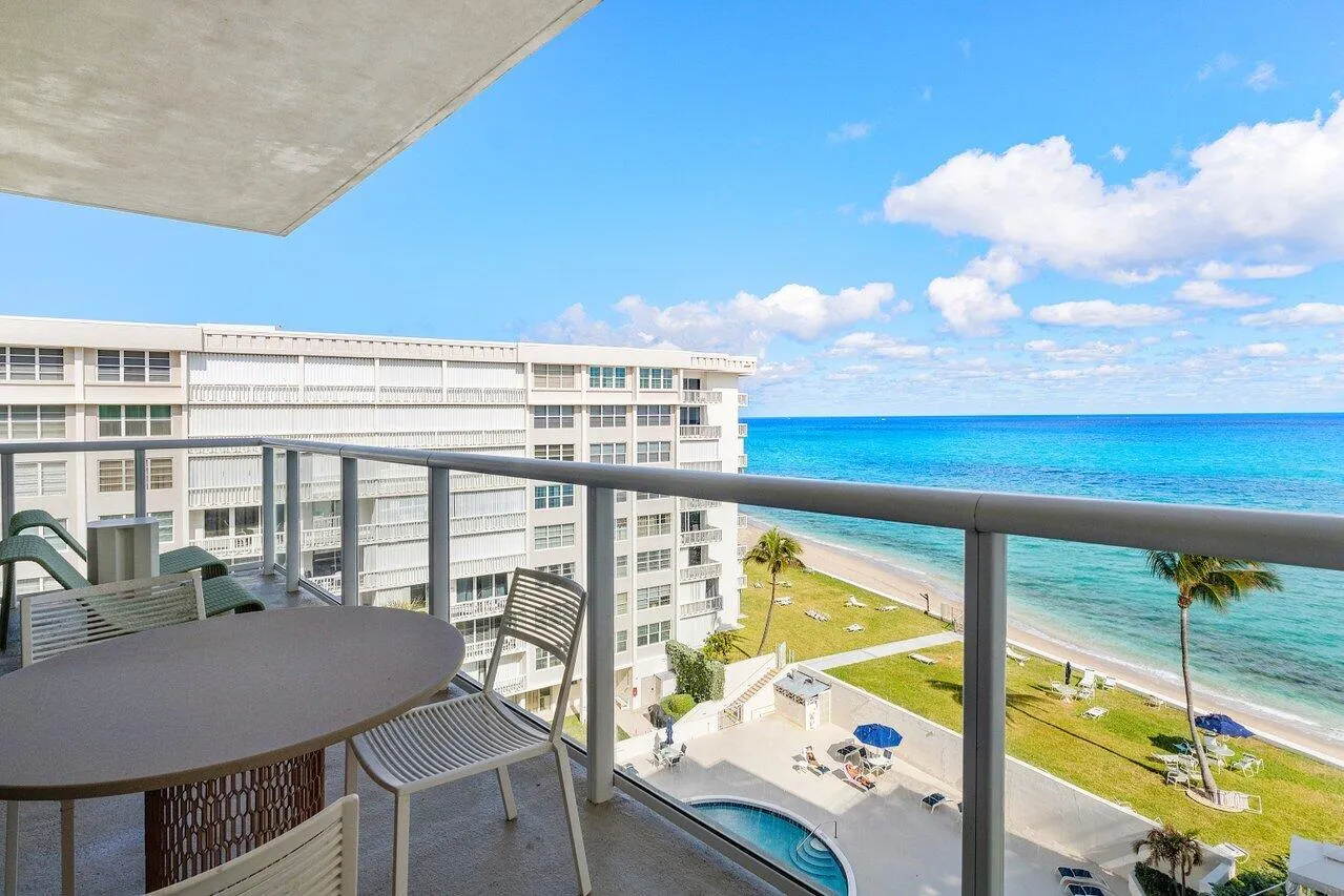 Living Room Balcony