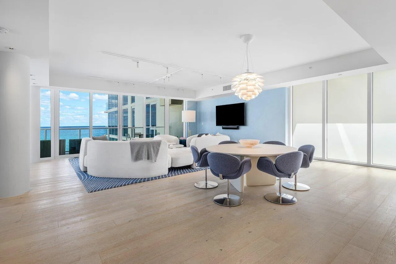 Great Room-Dining