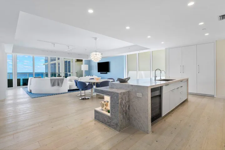 Great Room-Kitchen