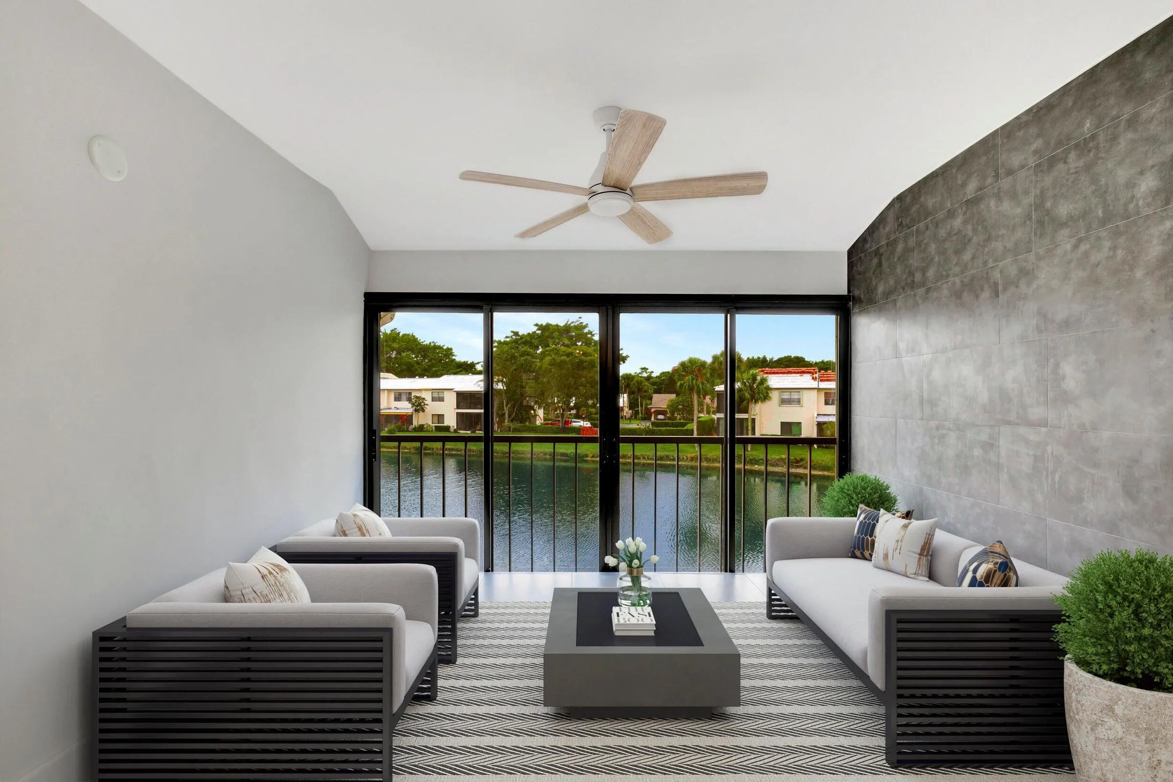 7898 Eastlake dr 7D- 2