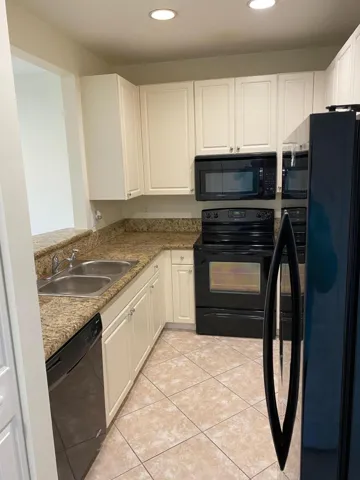 Kitchen 7