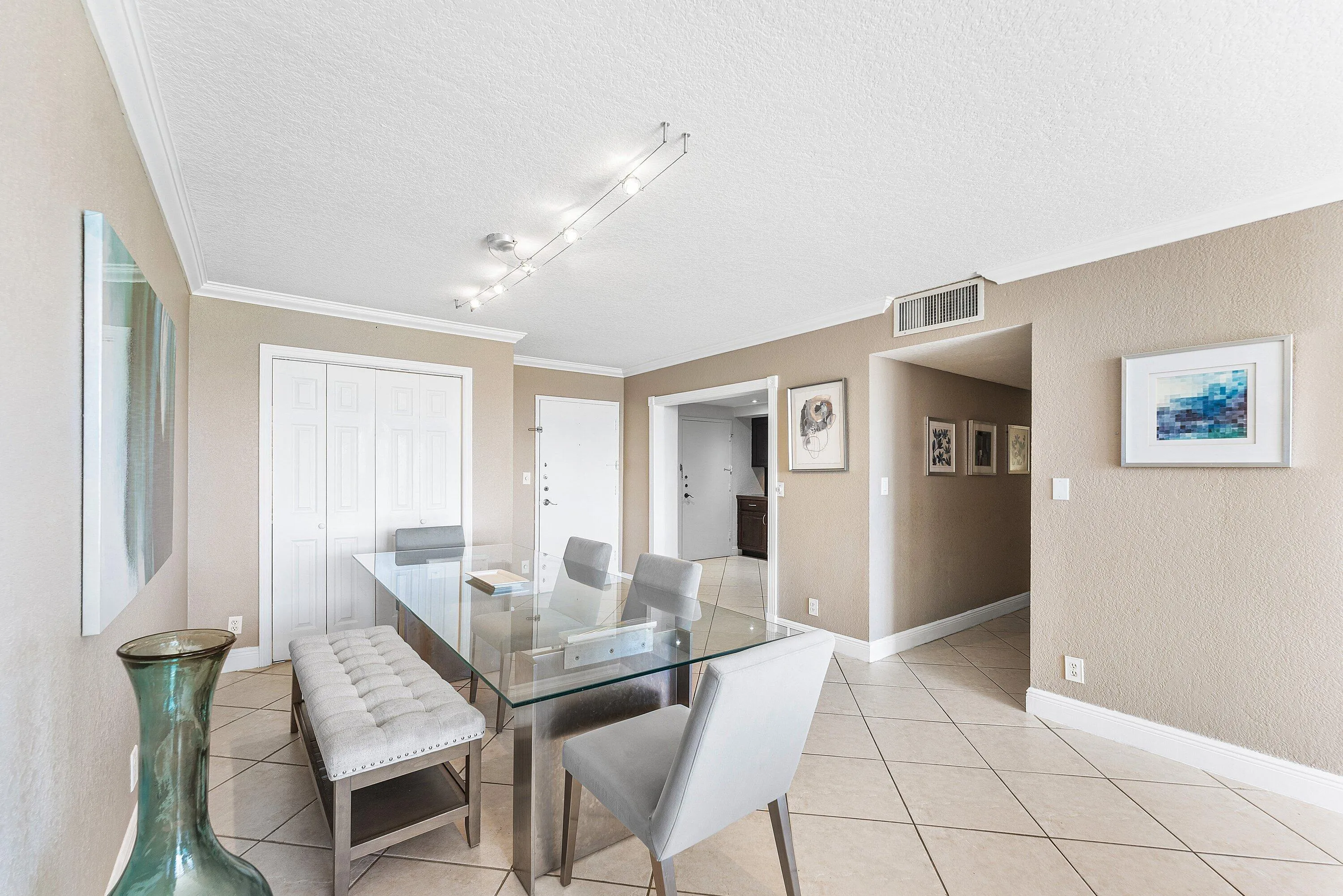 005-1600SouthOceanDrive-7H-Hollywood-FL-