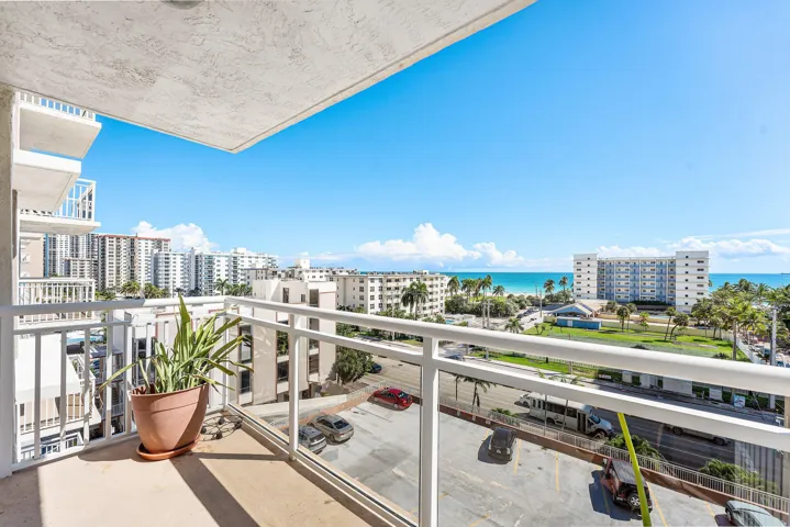 024-1600SouthOceanDrive-7H-Hollywood-FL-