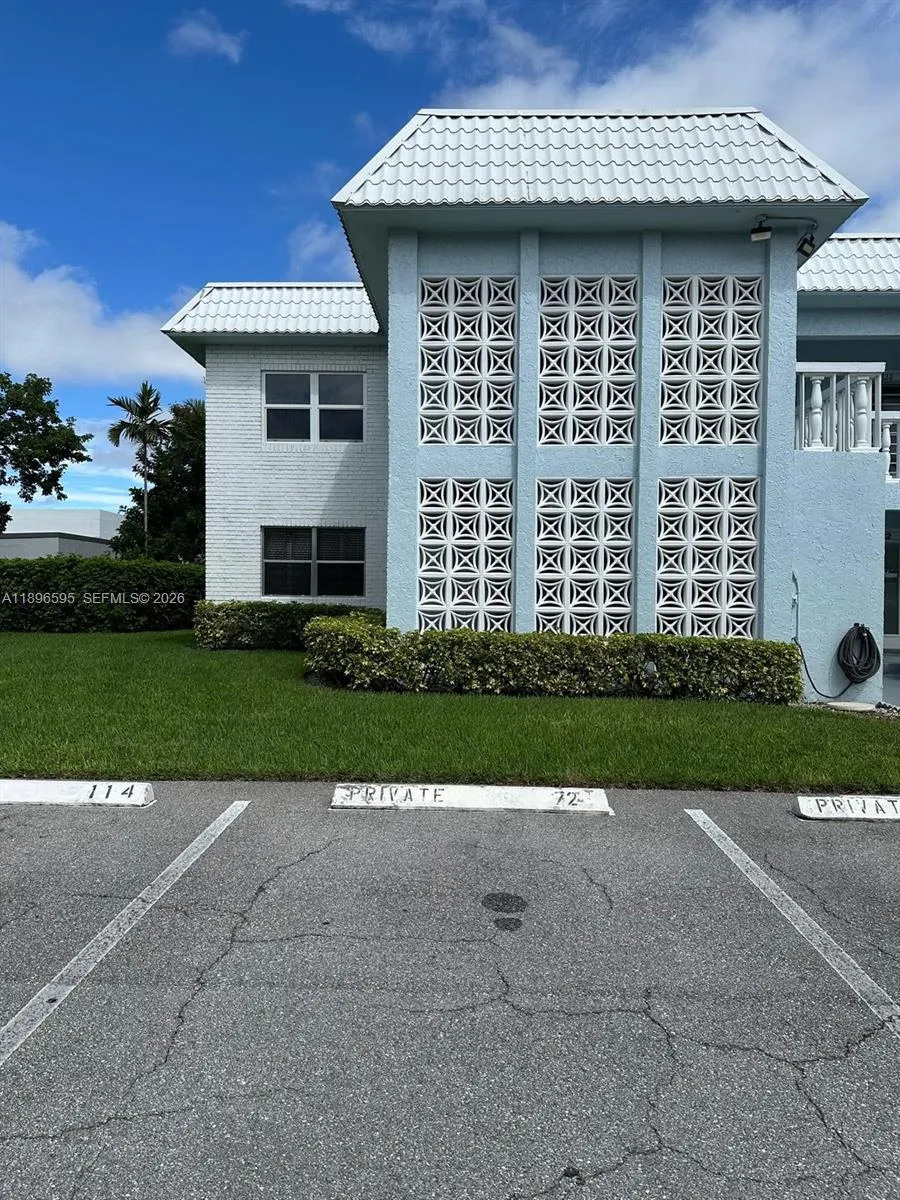 Privacy and the assigned car park #72