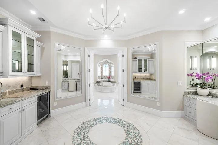035-4216IntracoastalDrive-HighlandBeach-