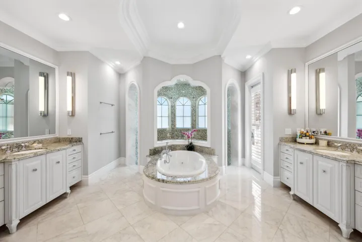 4216 Intracoastal Drive - 96.jpg-SMALL
