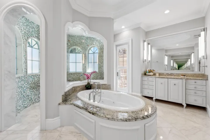4216 Intracoastal Drive - 98.jpg-SMALL