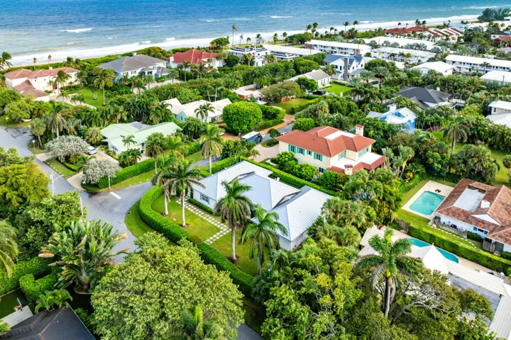 004-106BeachwayDrive-OceanRidge-FL-33435
