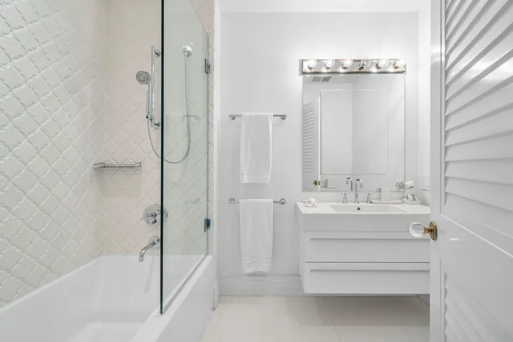 026-106BeachwayDrive-OceanRidge-FL-33435