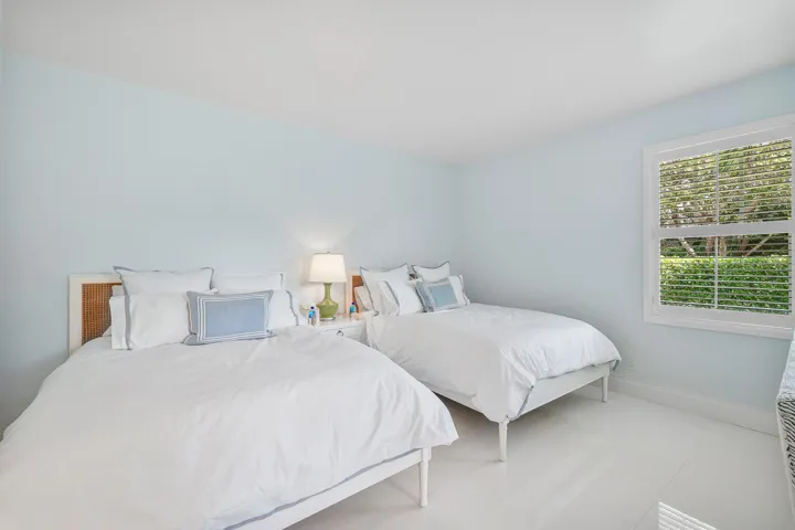 021-106BeachwayDrive-OceanRidge-FL-33435