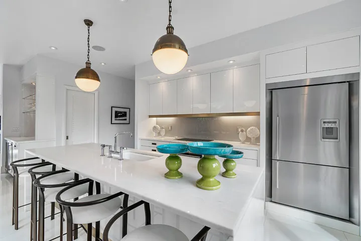 020-106BeachwayDrive-OceanRidge-FL-33435