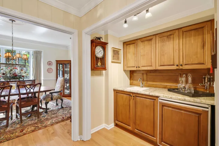 Wet Bar
