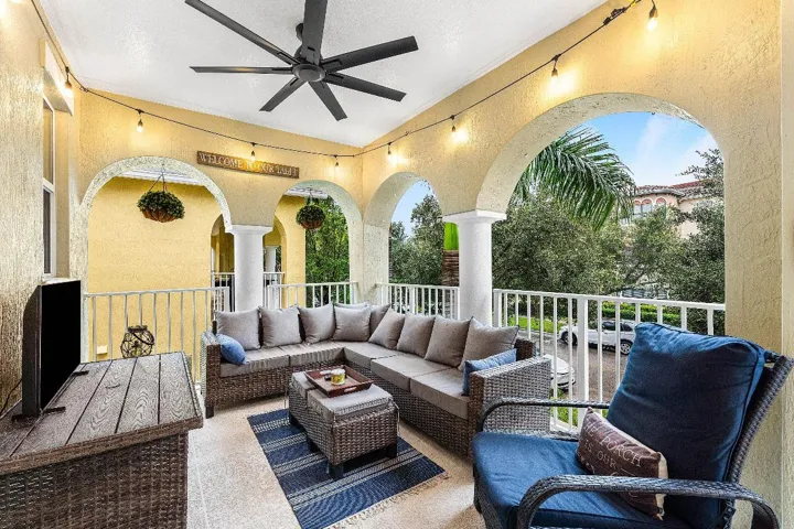 036-1056CommunityDrive-Jupiter-FL-33458-