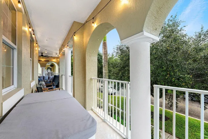 035-1056CommunityDrive-Jupiter-FL-33458-