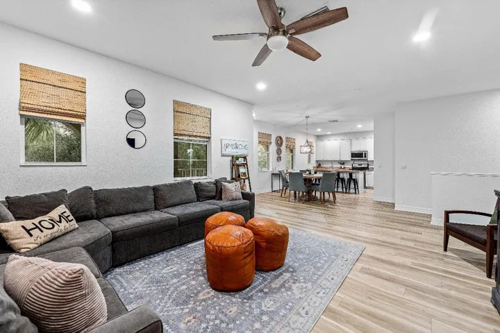014-1056CommunityDrive-Jupiter-FL-33458-