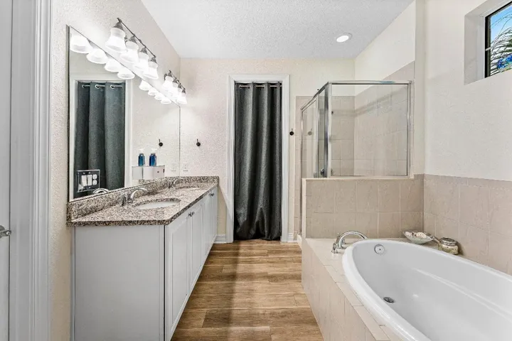 031-1056CommunityDrive-Jupiter-FL-33458-