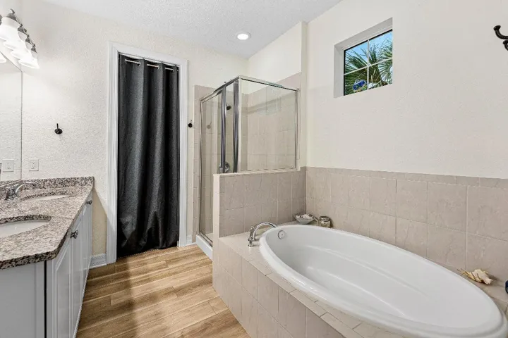 032-1056CommunityDrive-Jupiter-FL-33458-