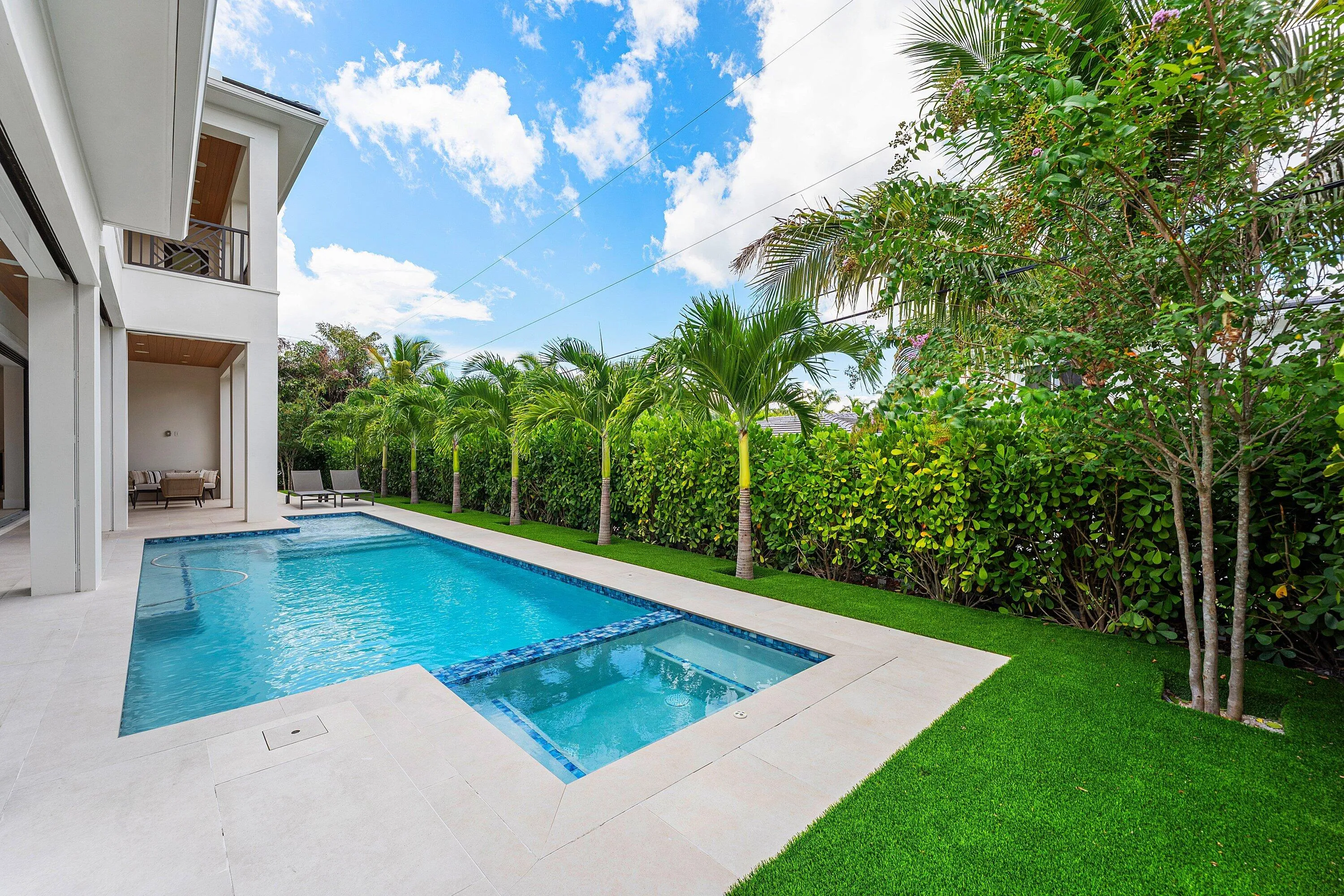 Pool & Patio