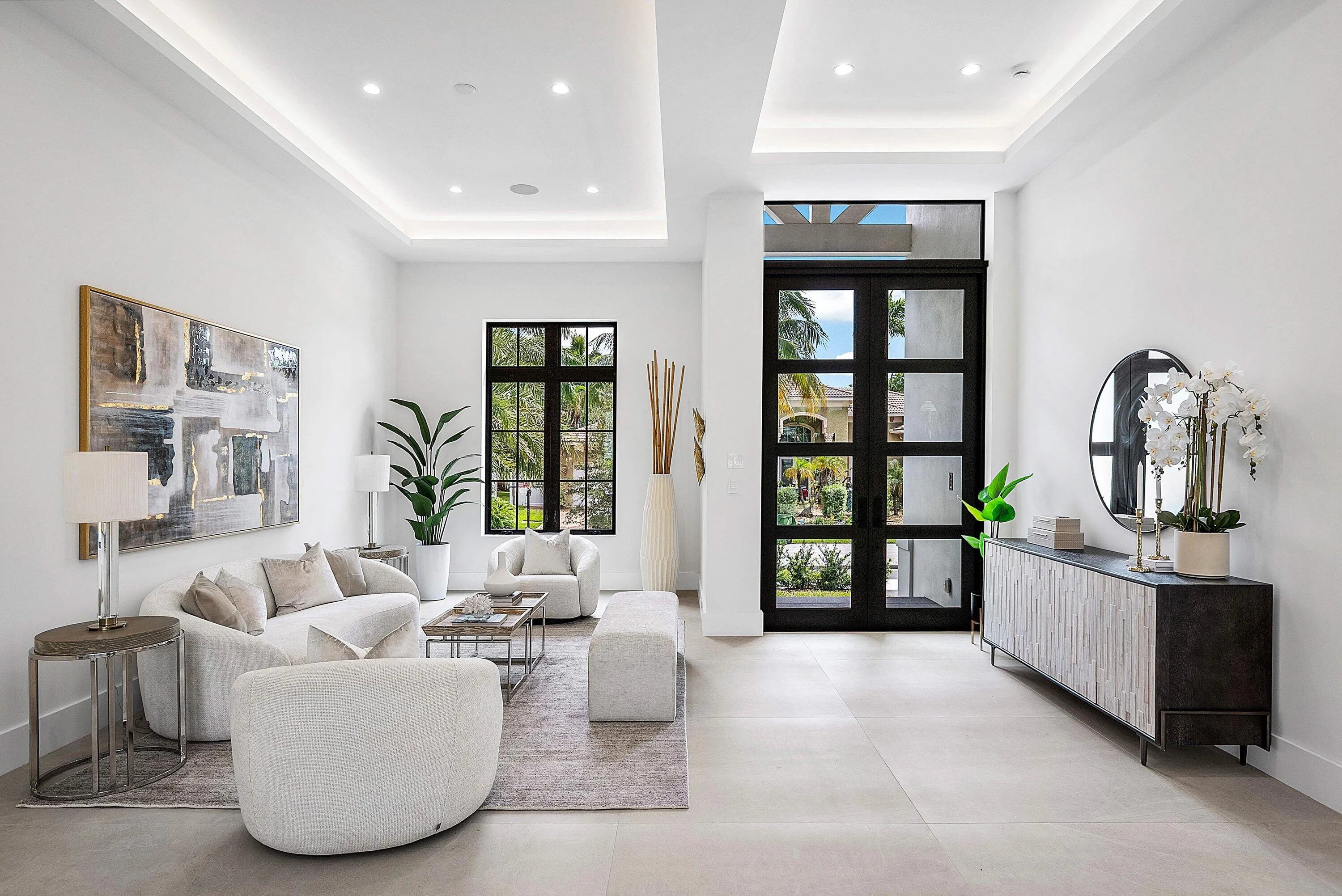 Entryway with 13ft ceilings