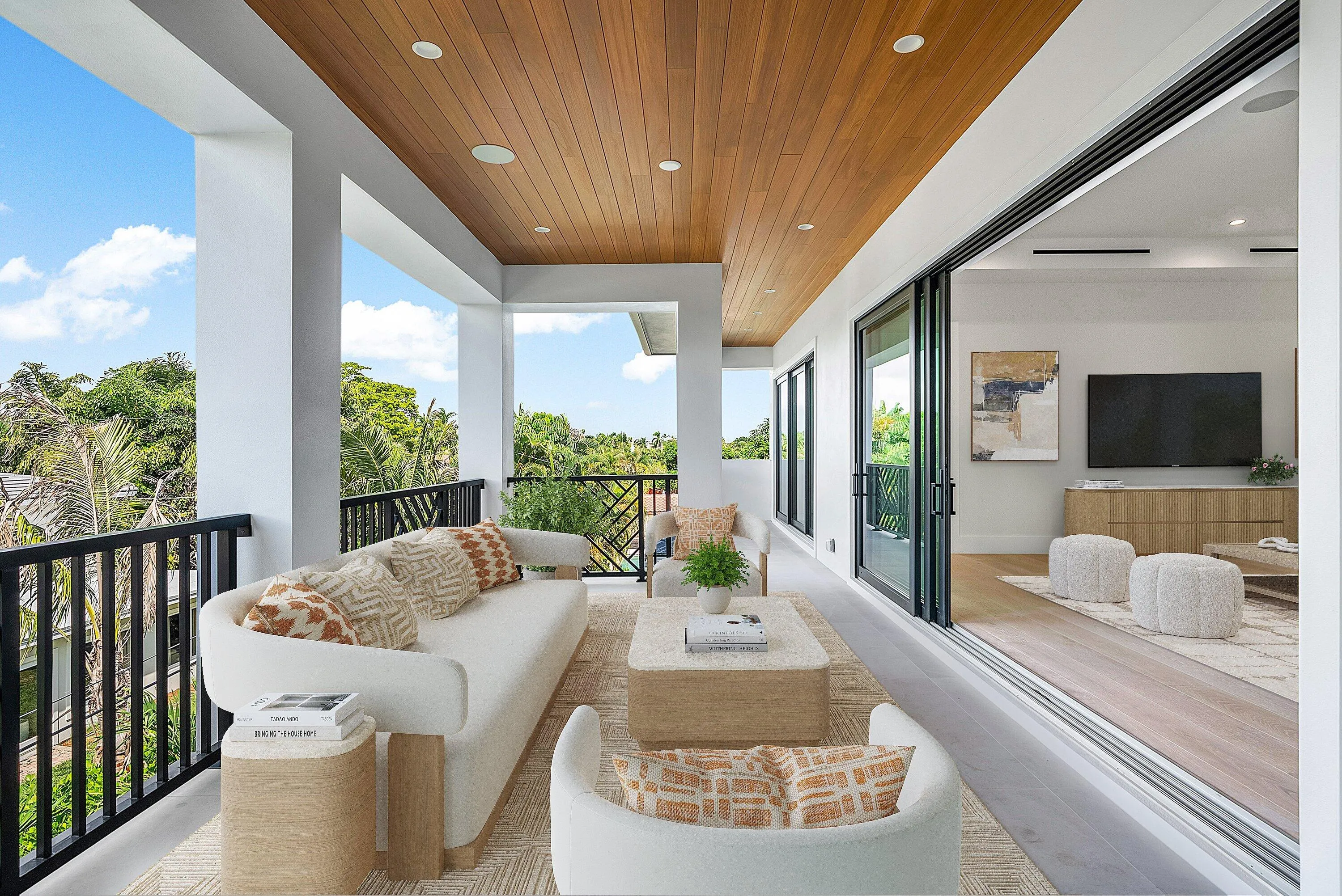Indoor/Outdoor living - Virtually Staged