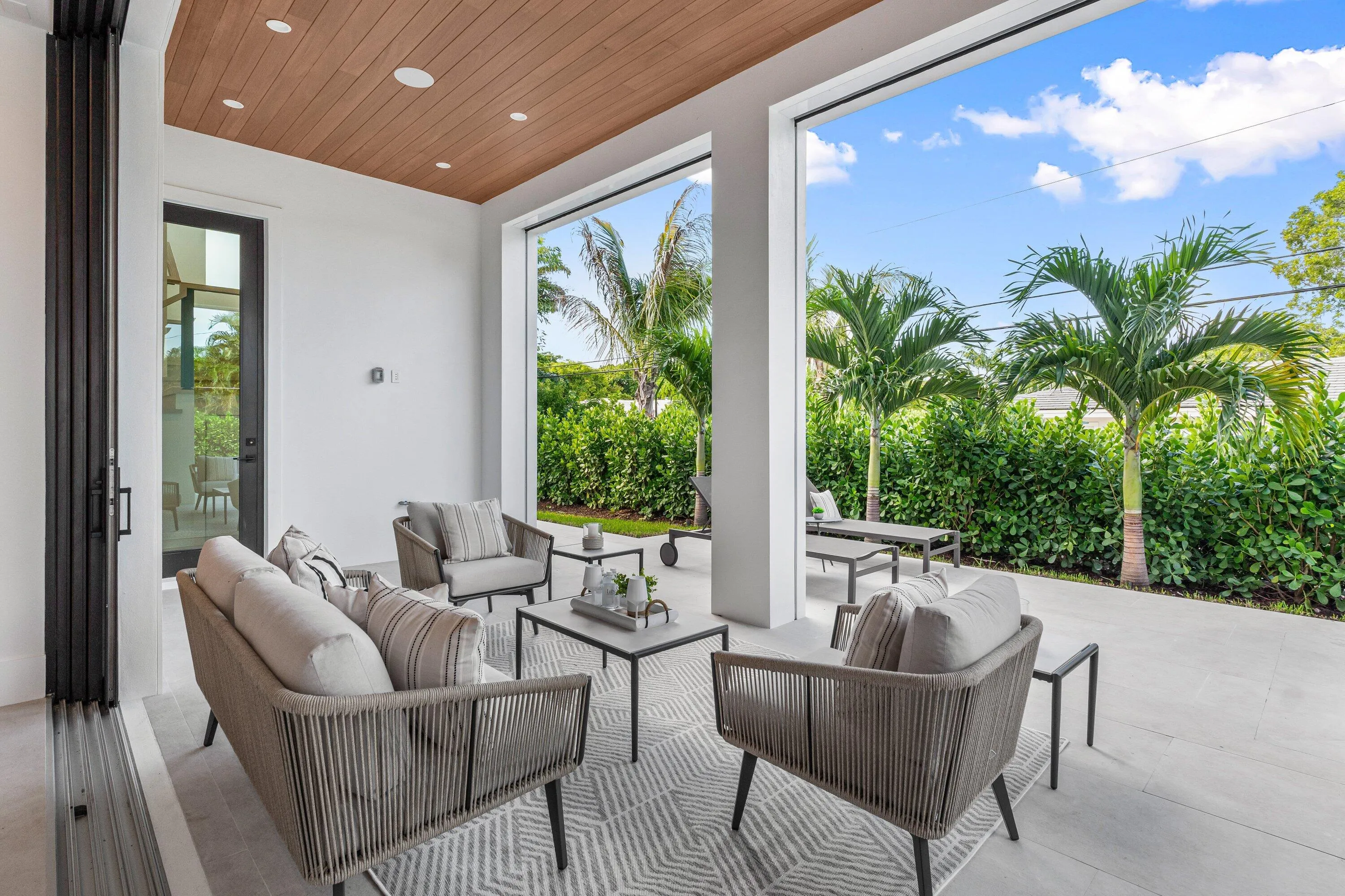 Pool & Patio
