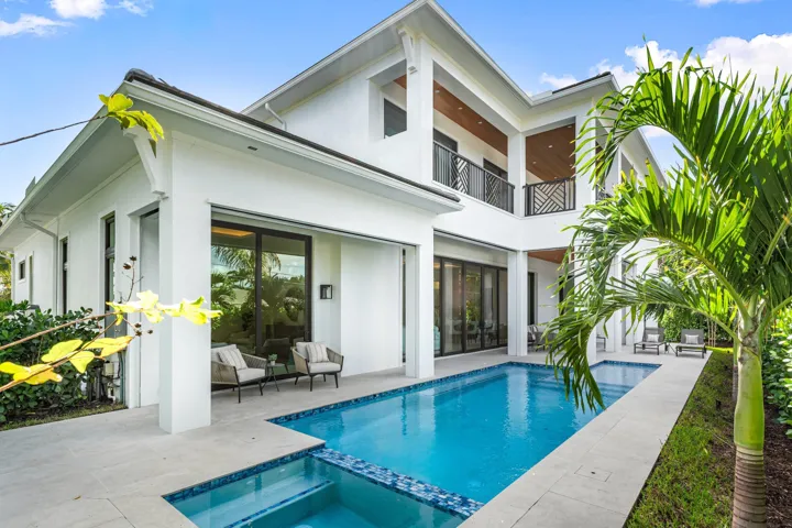 Pool & Patio