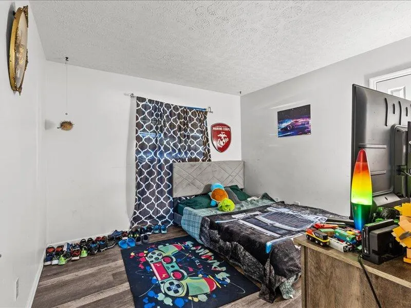 Property photo 24