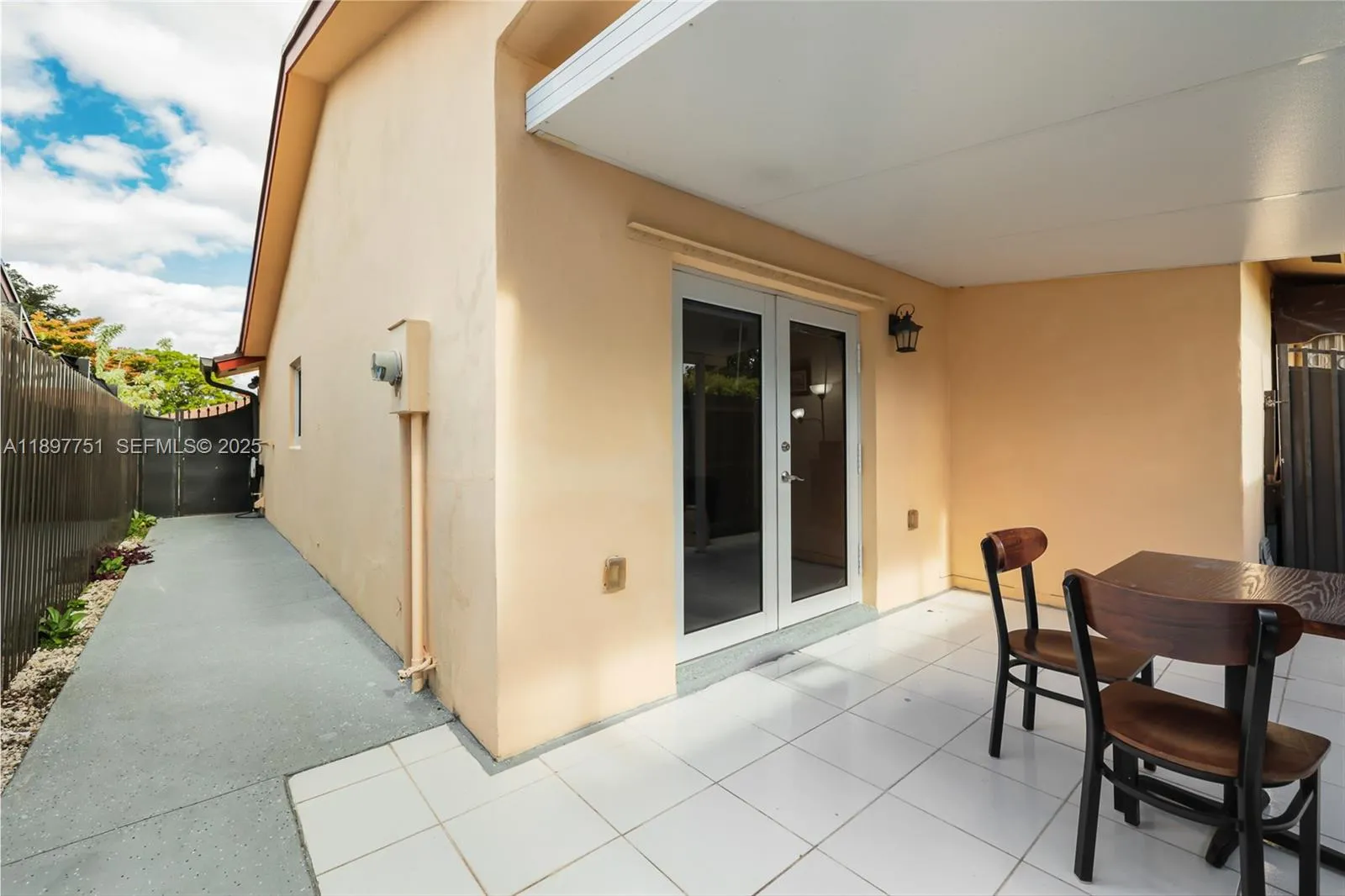 Property photo 183