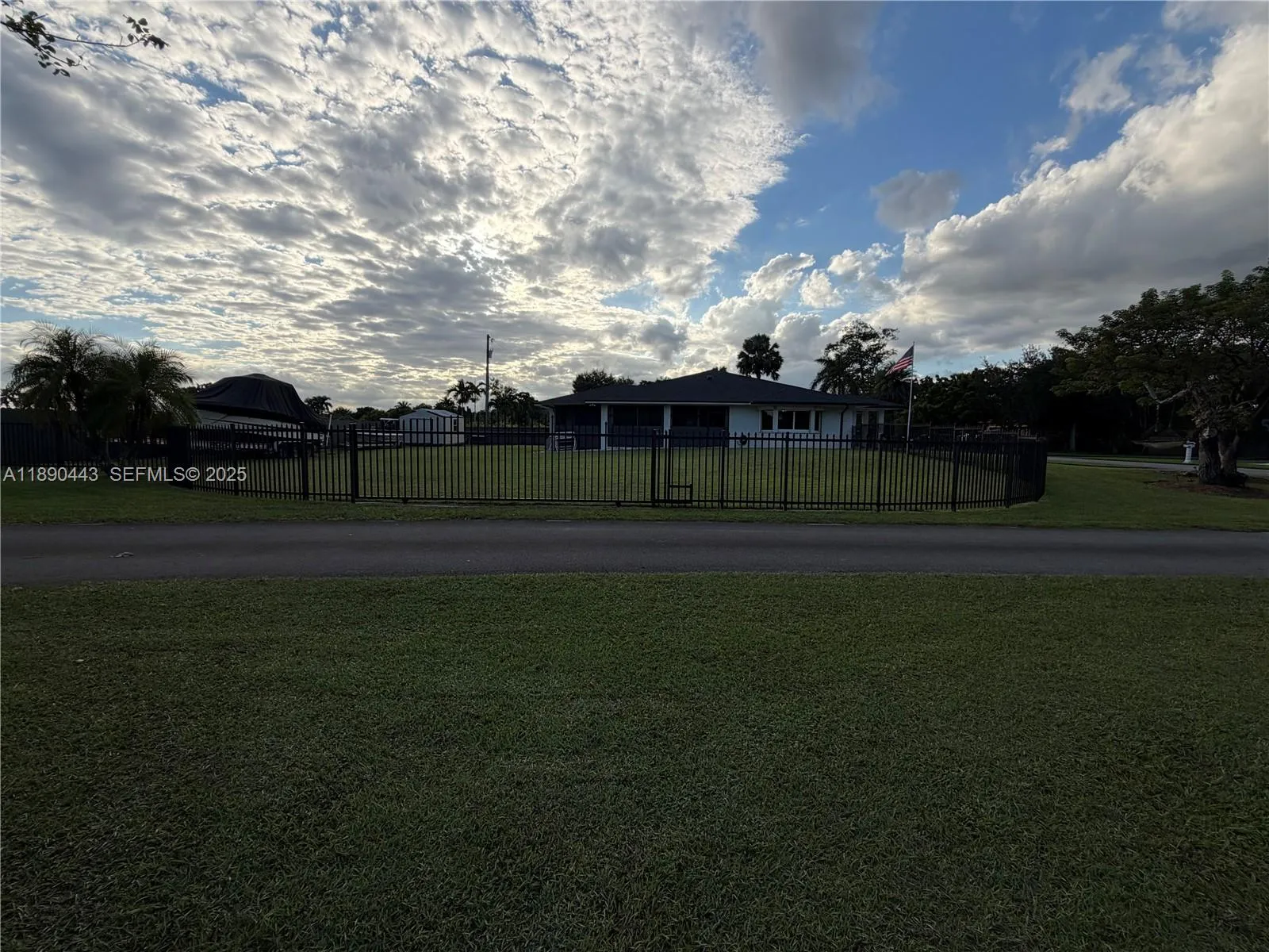 Property photo 12
