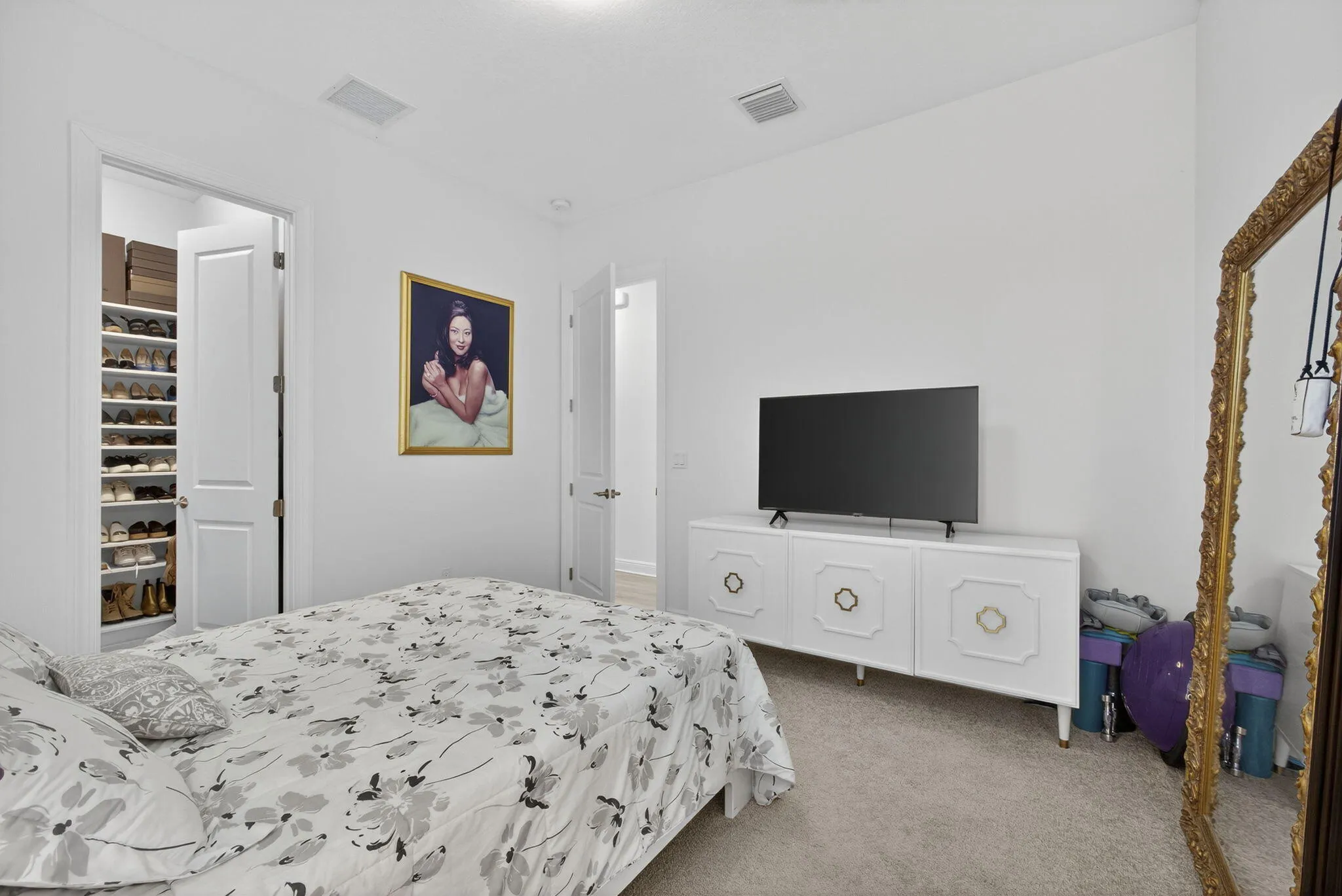 GUEST ROOM 2