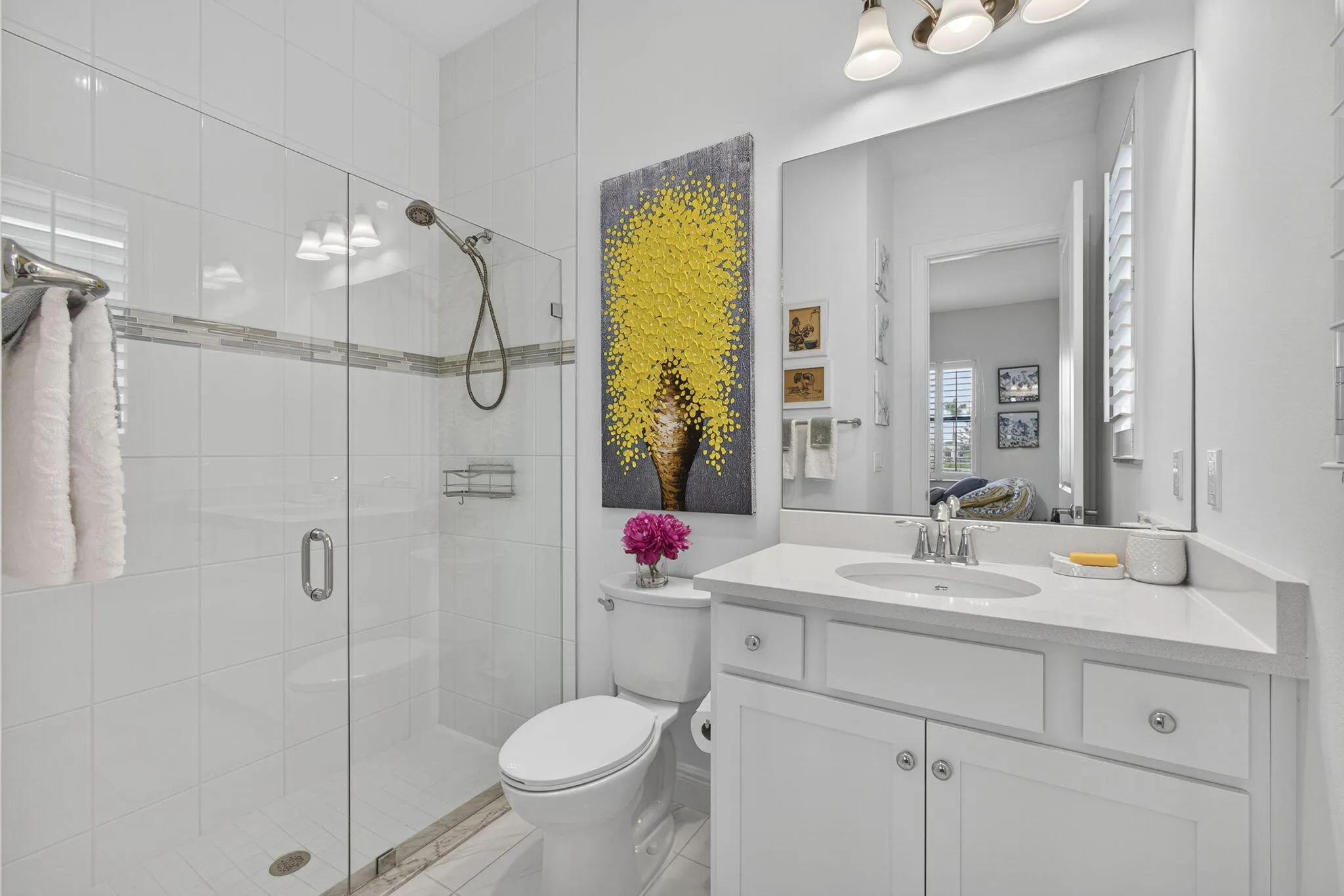 ENSUITE BATHROOM