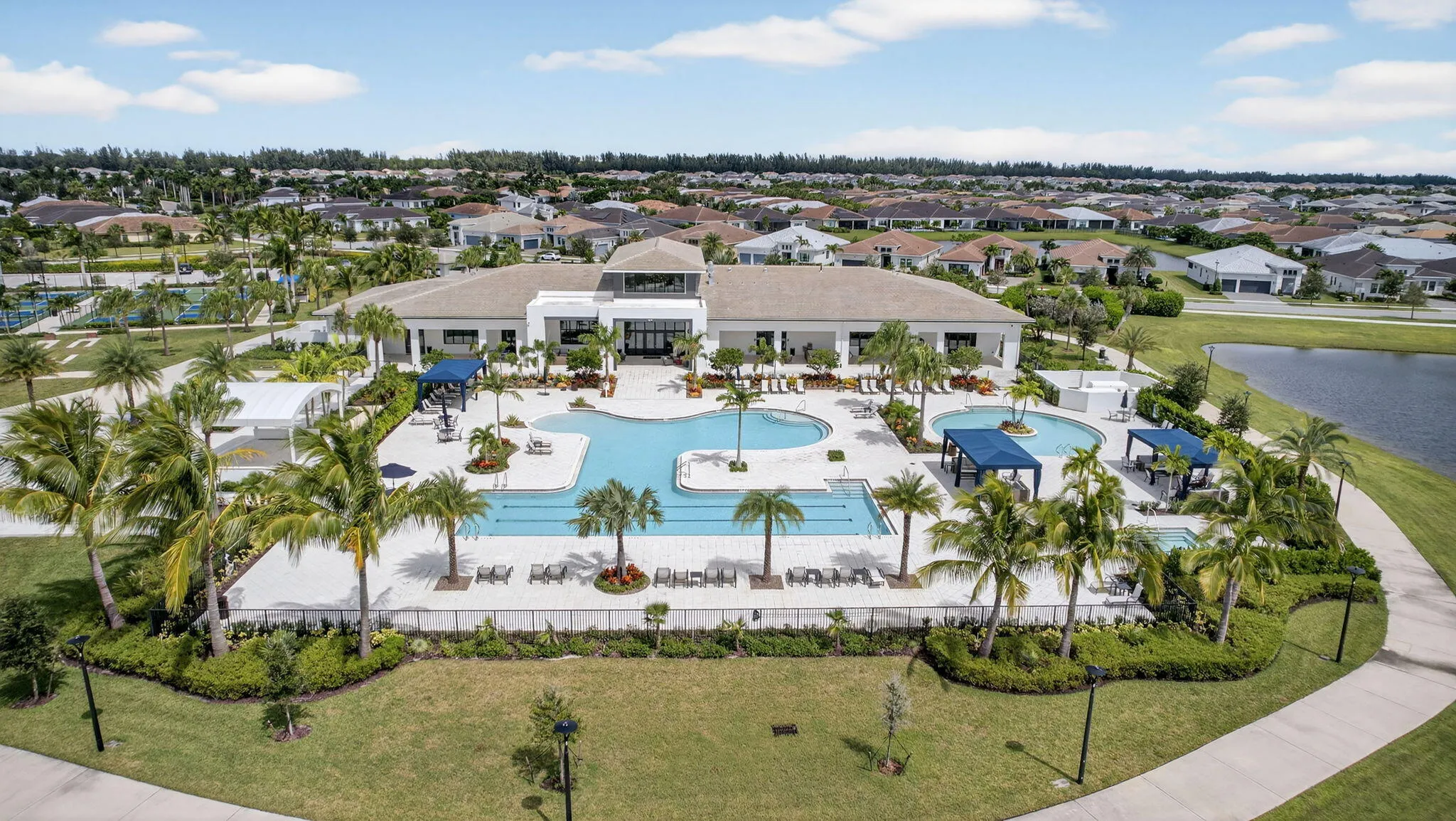 COMMUNITY AMENITIES