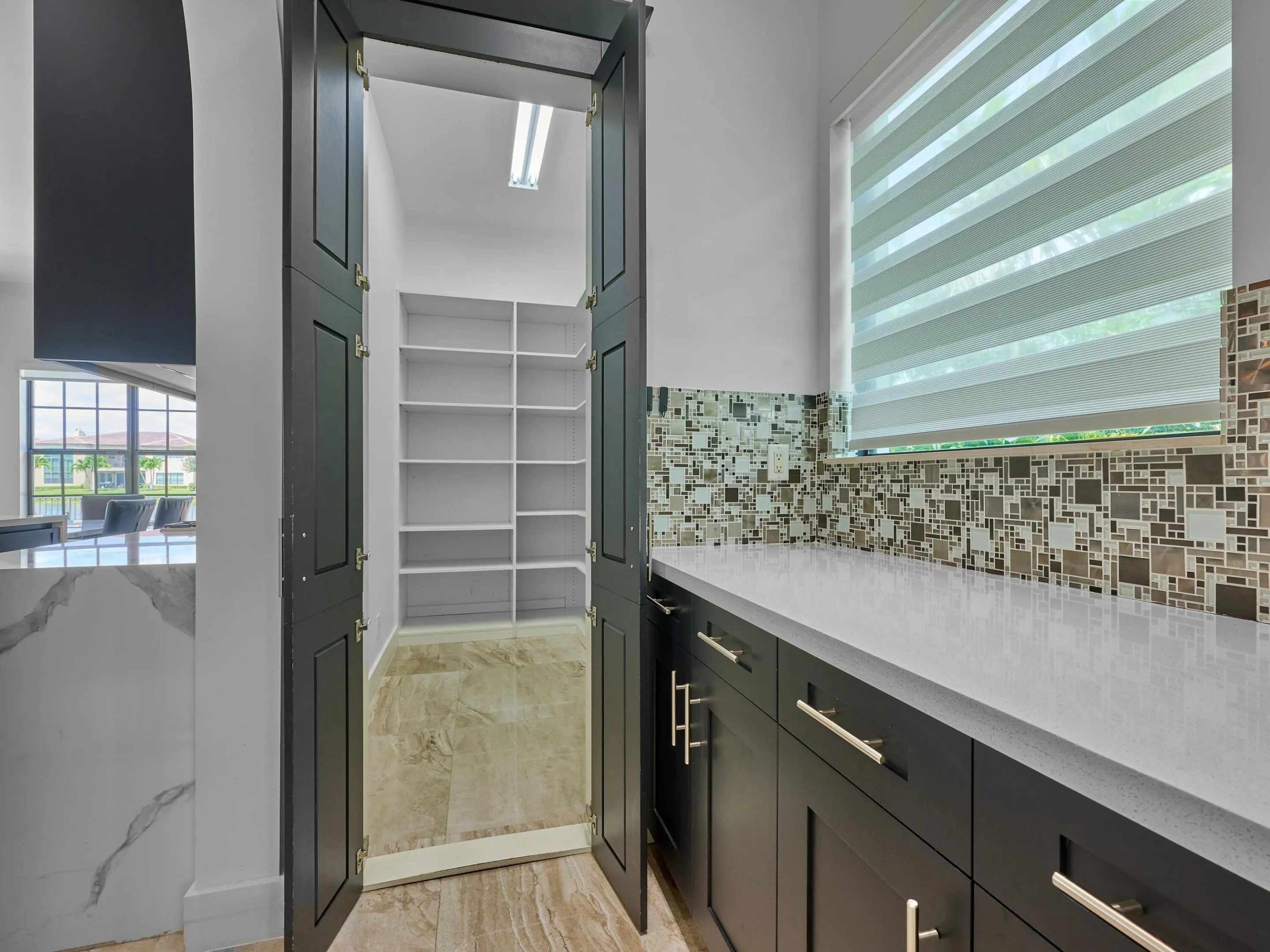 Property photo 99