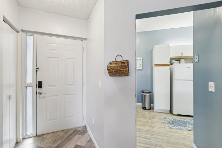 2-web-or-mls-Firenze Dr-S1510-002