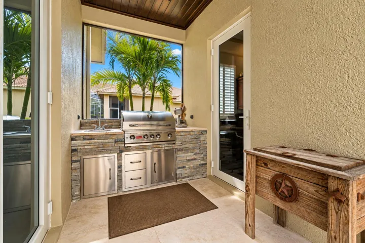 Outdoor Kitchen/Grill