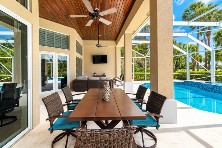 Covered Patio for Outdoor Dining