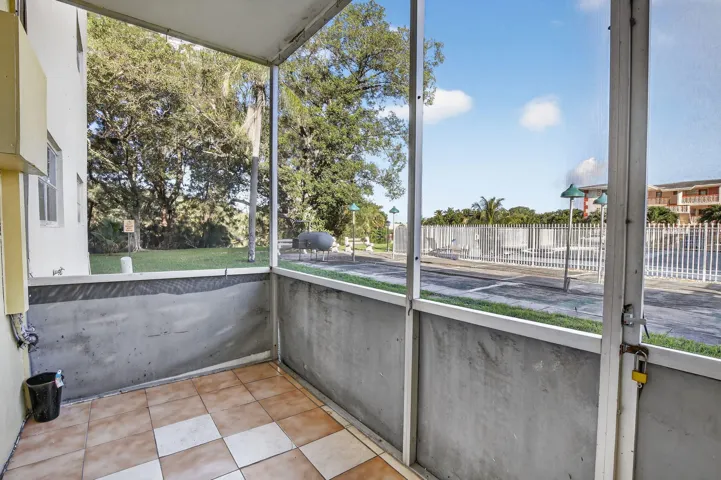 Screened in Patio