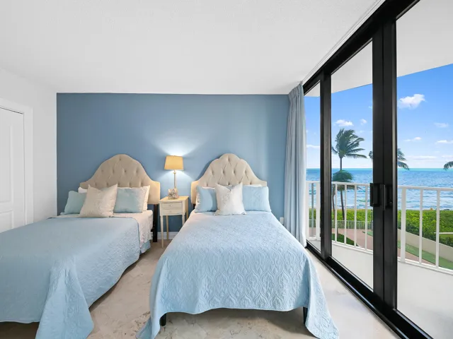 Guest bedroom