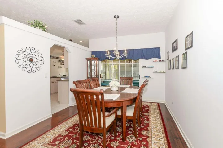 Formal Dining