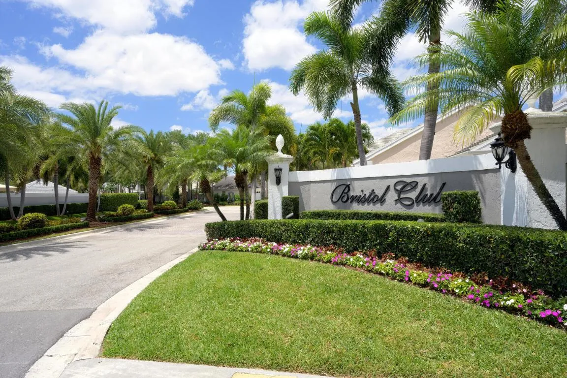 32 Admirals Ct Palm Beach-large-001-013-