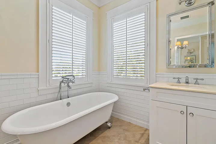 18706 SE St Augustine Way (47)