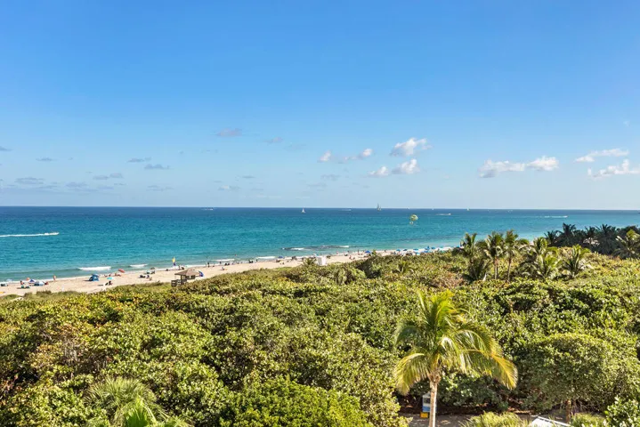 6ab closer beach balcony shot