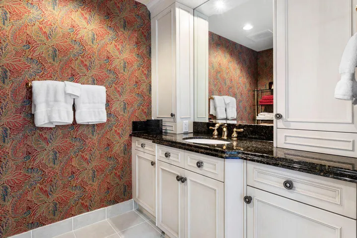 6a bathroom 2
