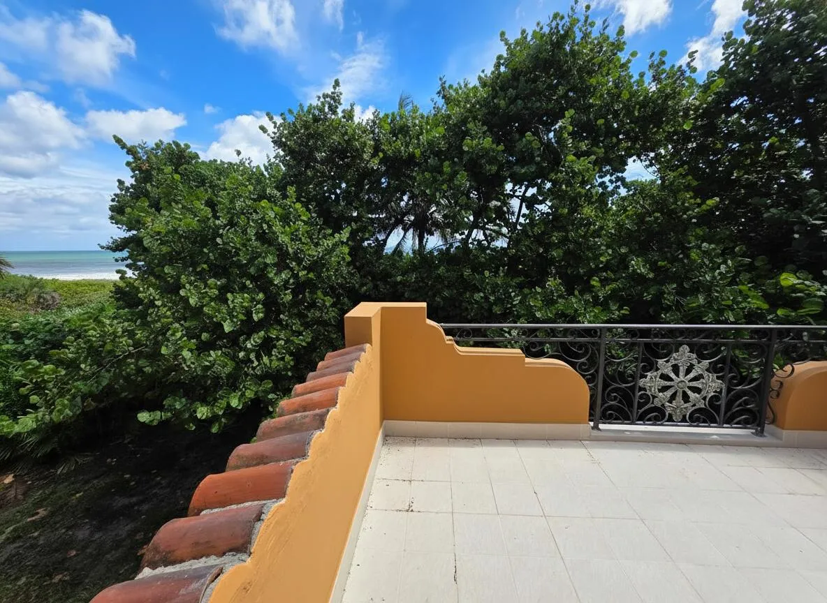 MASTER SUITE BALCONY