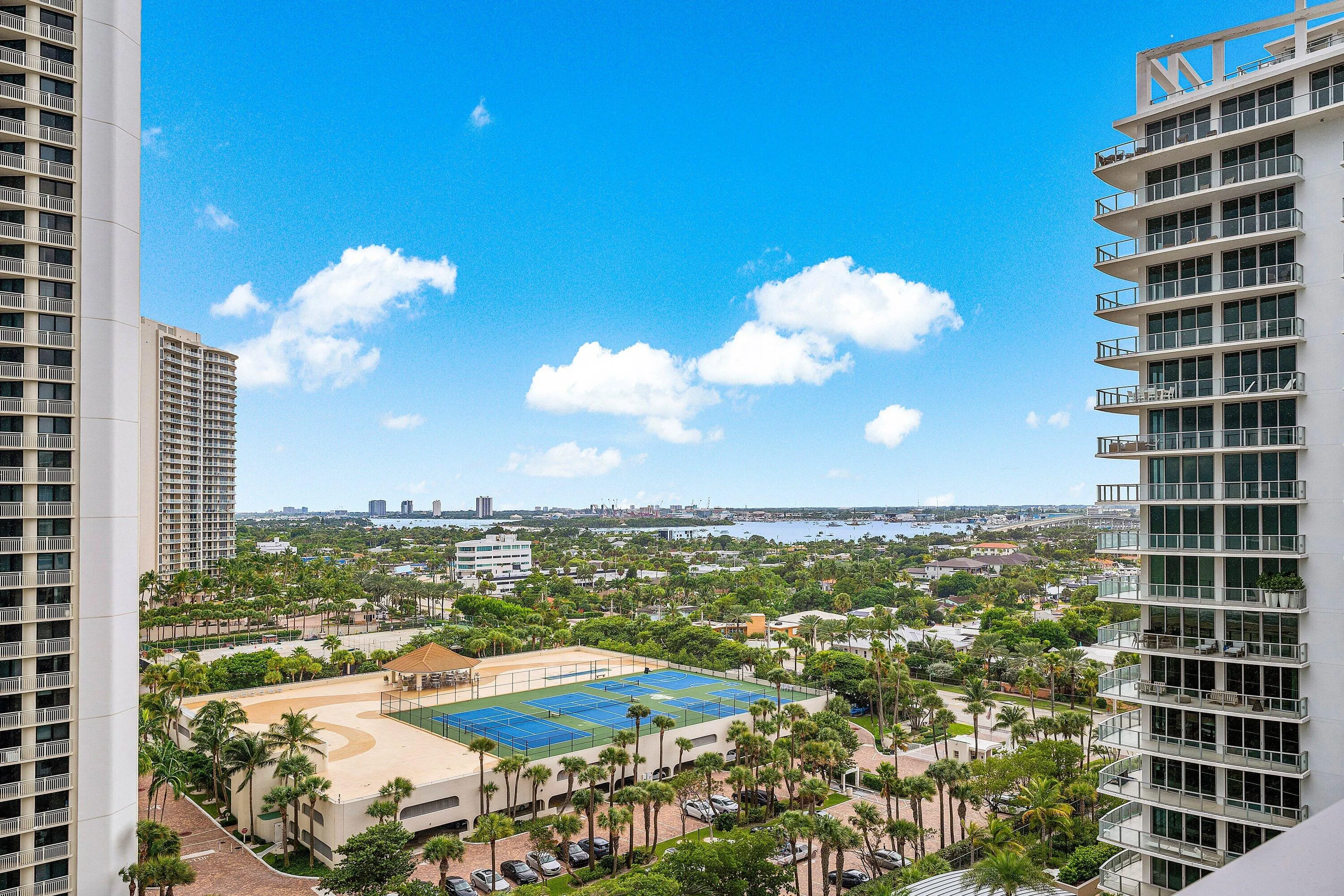 028-3100NorthOceanDrive-H1107-RivieraBea