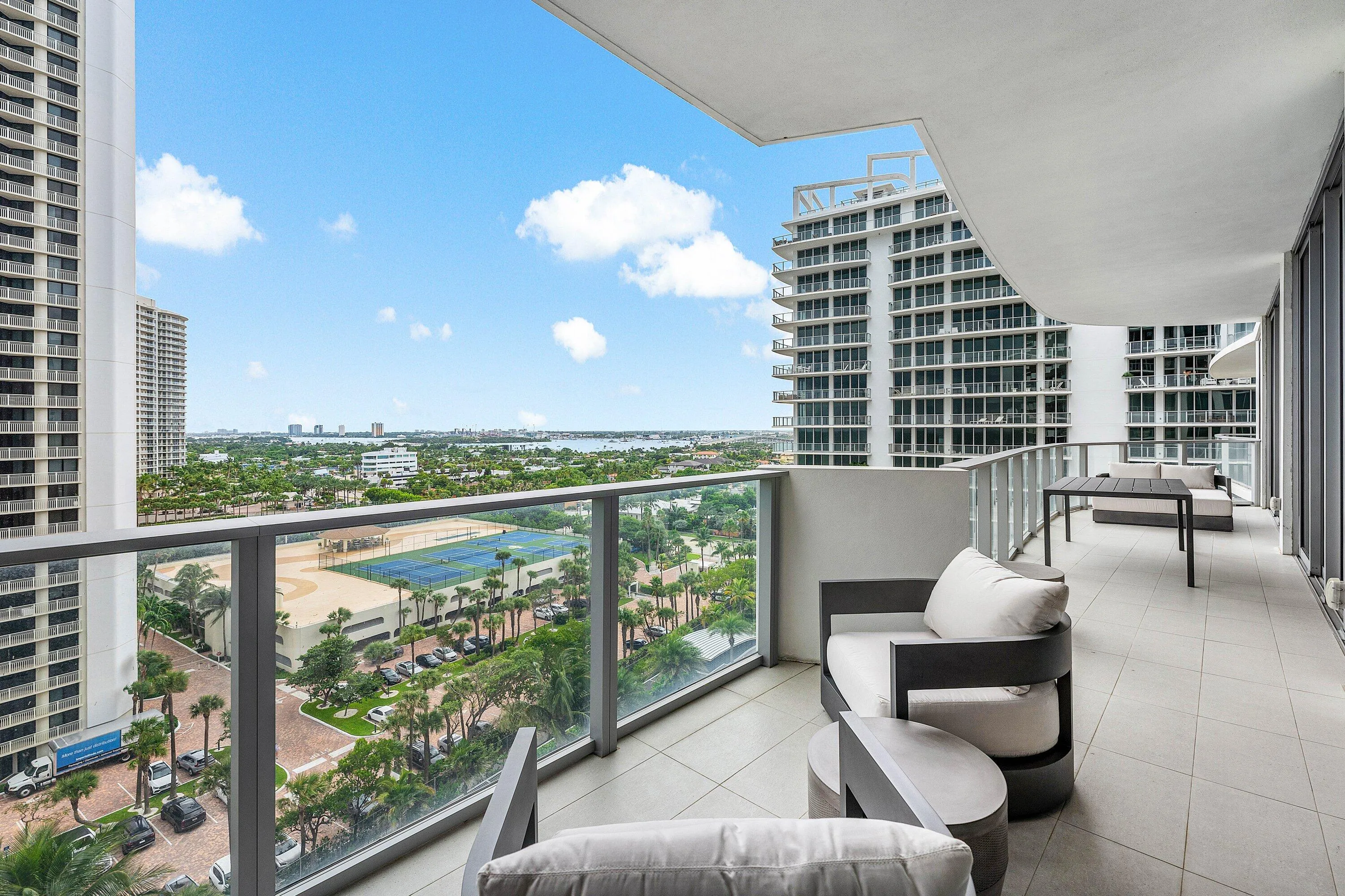 027-3100NorthOceanDrive-H1107-RivieraBea