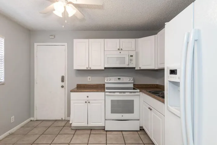 Kitche5692-1