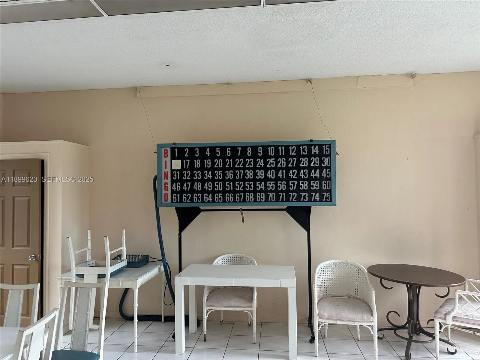 Photo 43